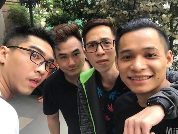 Streamer Việt top đầu kiếm bao nhiêu tiền mỗi tháng? Sự thật khiến nhiều người choáng váng